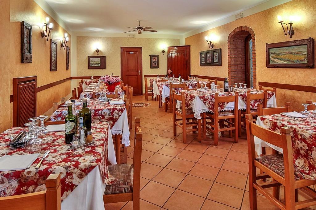 Trattoria Milani Hotel Lonato Luaran gambar