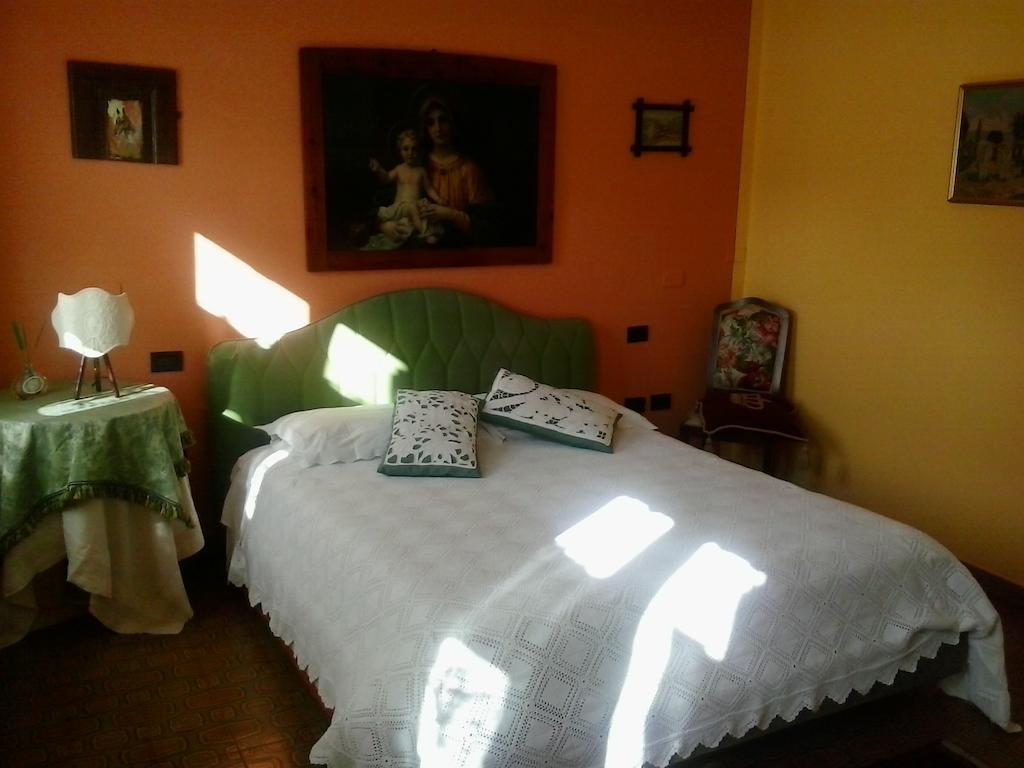 Trattoria Milani Hotel Lonato Bilik gambar