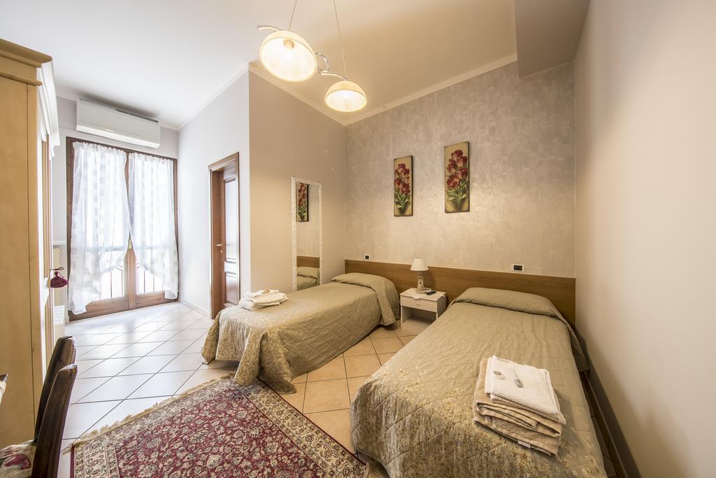 Trattoria Milani Hotel Lonato Luaran gambar